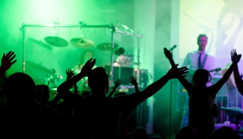 concert-882169_640
